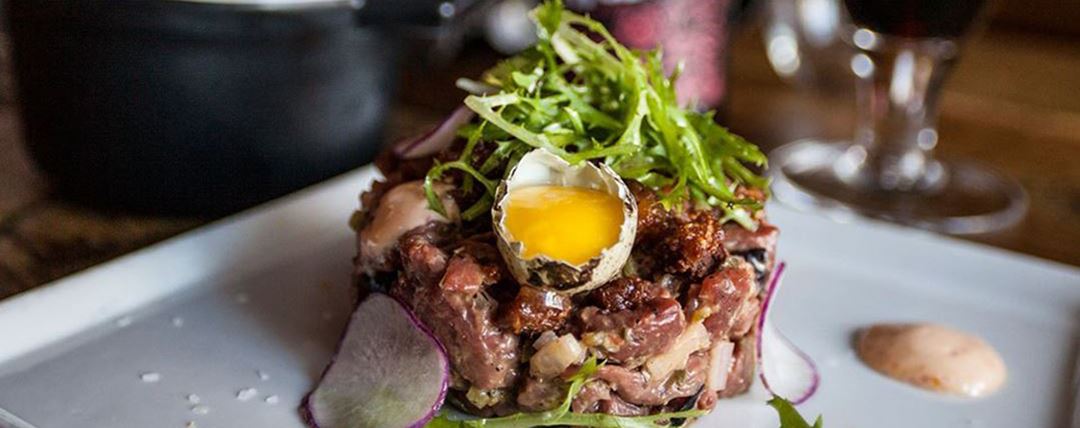 Beef tartare at Bâtiment B