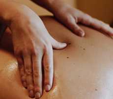Massage et soin en duo