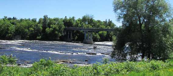 Rivière Ouareau in Saint-Liguori