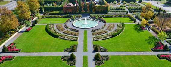 Gardens of Maison Antoine-Lacombe