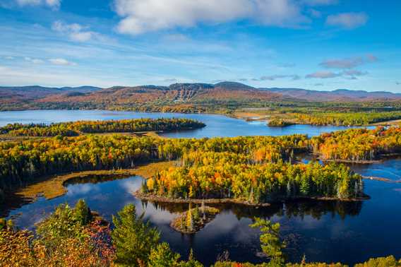 Le Mont-Sourire à Saint-Donat en automne