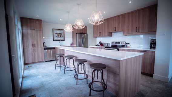 Kitchen of the cottages of La Montagne Coupée