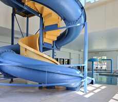 Waterslide and spa at Super 8 Lachenaie