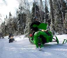 Hotel-Energie snowmobile package