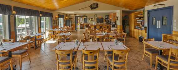 pourvoirie-domaine-bazinet-restaurant-snowmobile