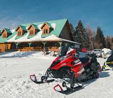 Snowmobile at Pourvoirie Pignon Rouge Mokocan
