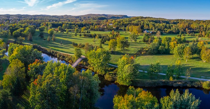 LeLab.Lanaudiere.Data.Models.LocalizedString