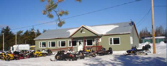 restaurant-relais-rouge-matawin-snowmobile