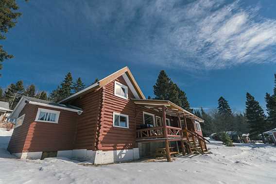 pourvoirie-kanamouche-chalet