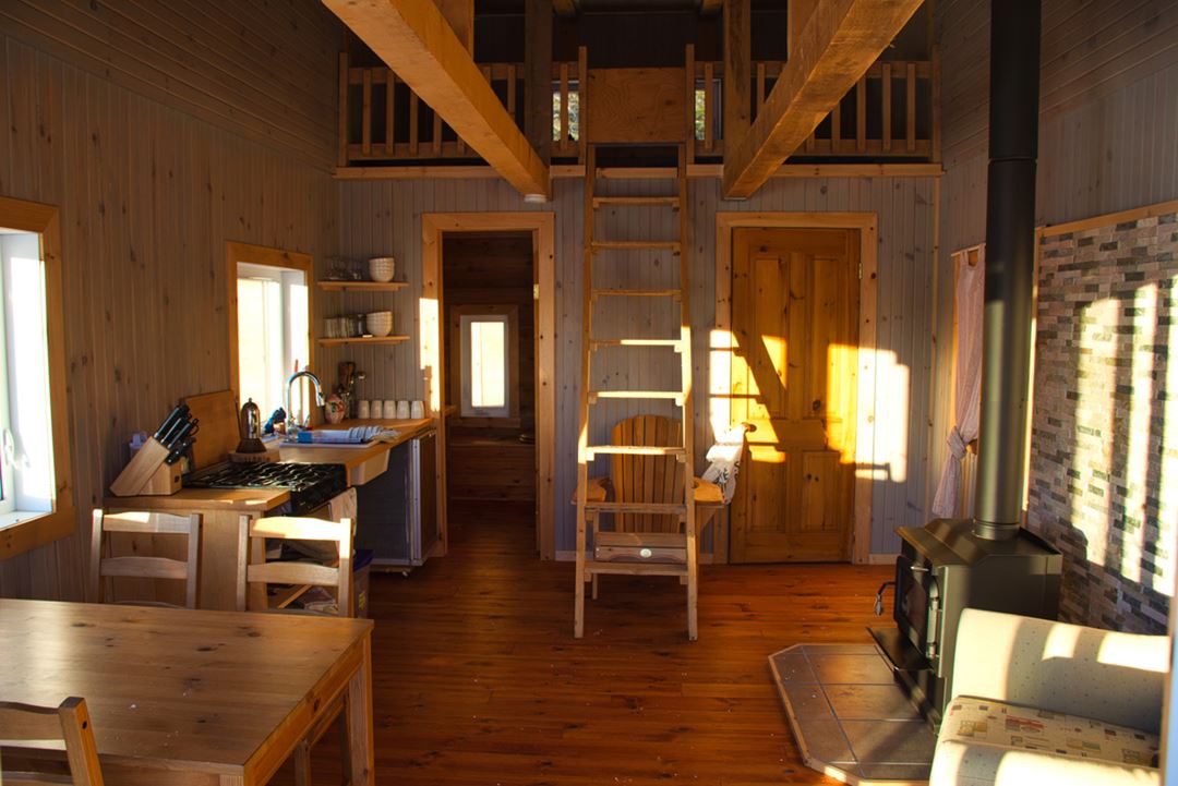 golle-goulu-camping-refuges-pavillon-indoor