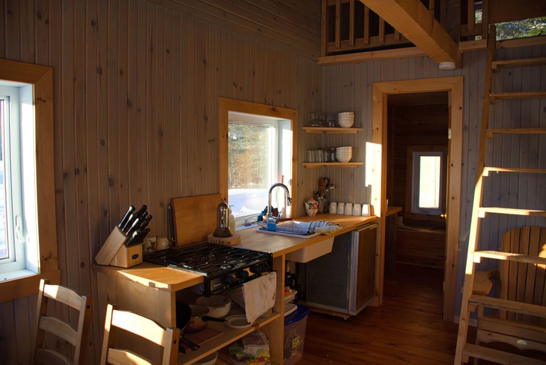golle-goulu-camping-refuges-pavillon-indoor