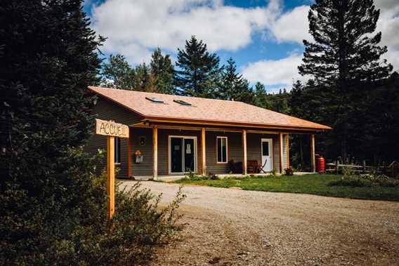 Reception pavilion at Gollé Goulu