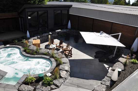 Hôtel-Spa Le Suisse outdoor spa