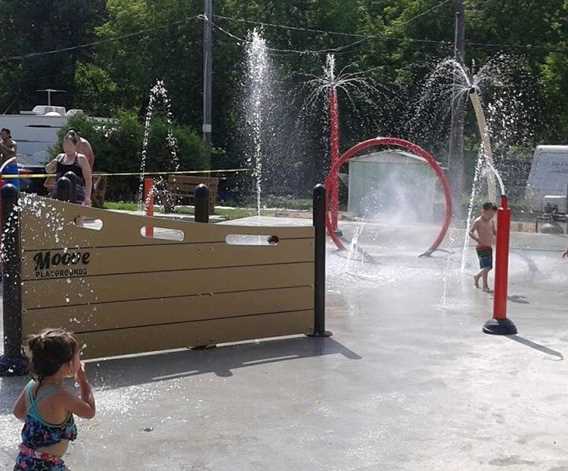 Camping Plage Bernard - Jeux d'eau