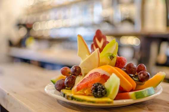 Assiette de fruits à la Brûlerie du Roy Lavaltrie