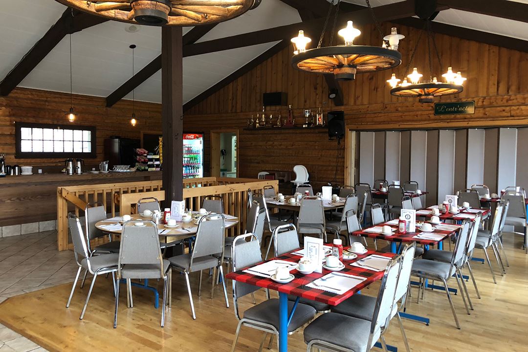 relais-motoneige-golf-st-donat