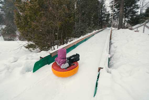 Glissade sur tubes au Havre Familial