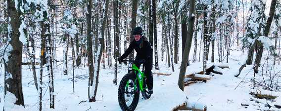 Fat bike in winter à la Tournée des Cantons de Rawdon