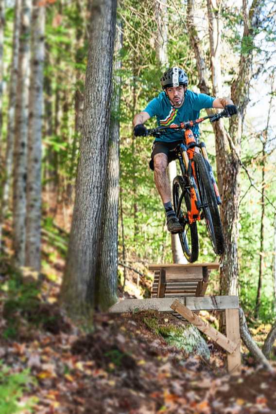 Mountain bike at Parc Louis-Philippe-De Grandpré