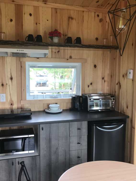 Cuisinette des microrefuges à Plaisirs passion plein air