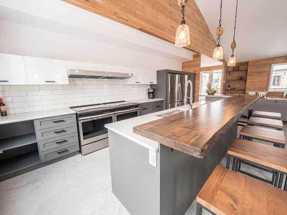 Kitchen at Chalets au Lac Taureau