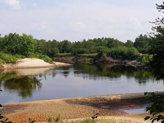 Location de canot, kayak et planche à pagaie à la Descente de la rivière Matawin