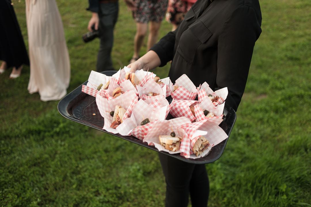 Wedding at the barn Au Chic Chalet des Chutes