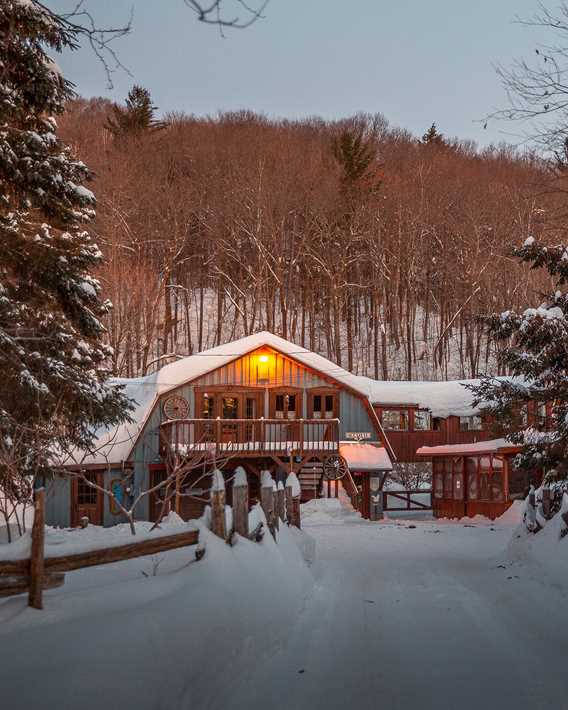 Auberge Le Cheval Bleu en hiver