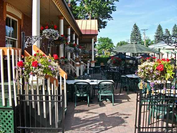 rôtisserie-la-victorienne-restaurant