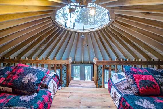 Yurt at Hébergement du Lac Copping