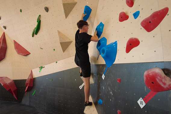 Bouldering center Bloc Action