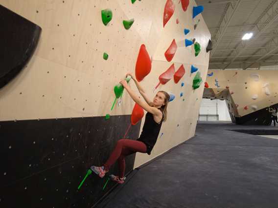 Bouldering center Bloc Action