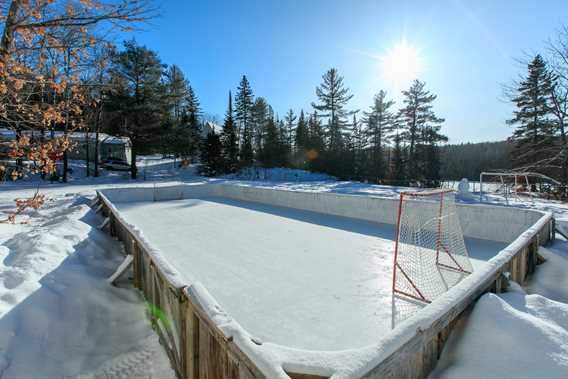 Patinoire Auberge du Lac Priscault