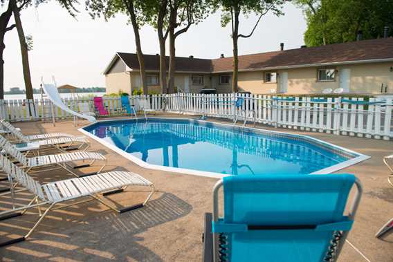 Au Doc Motel