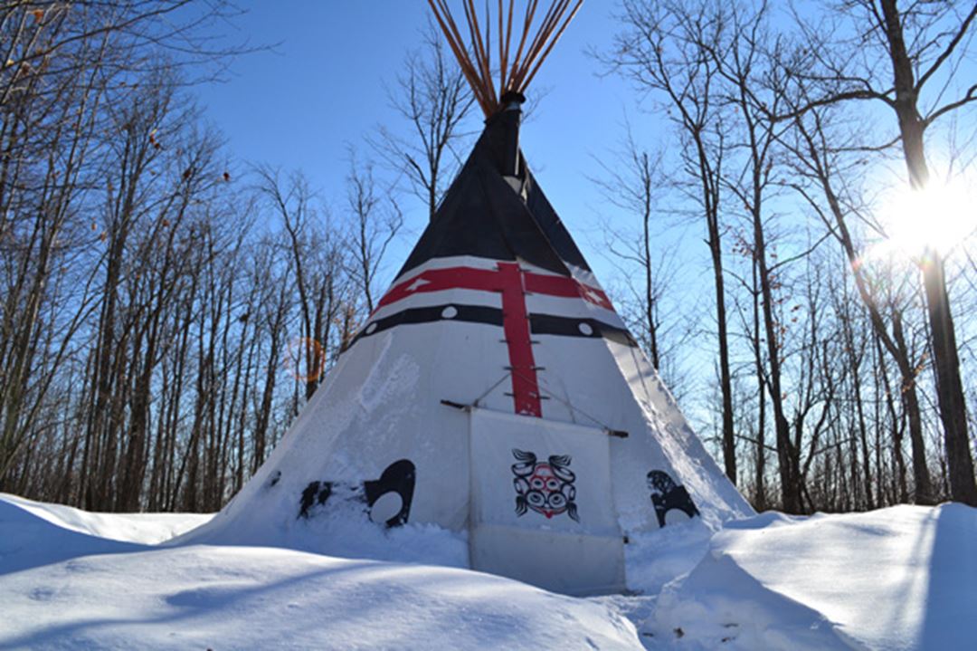 Tipis du sommet hiver