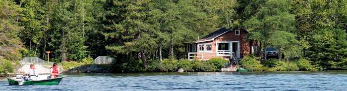 Cabin on a lake Zec Lavigne