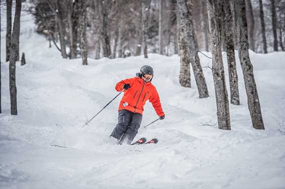 alpine-skiing-snowboard-reserve