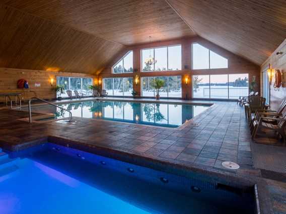 Piscine et spa Pourvoirie du Lac Blanc
