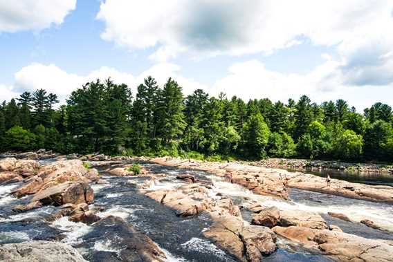 Rocks at parc des cascades in Rawdon