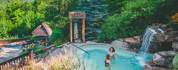 Two women at the Spa Natur'Eau