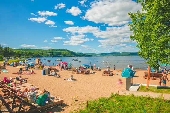 PUBLIC BEACH OF SAINT-GABRIEL