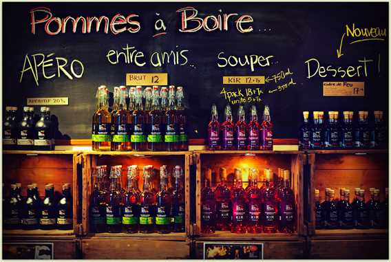Display of different ciders Qui sème récolte
