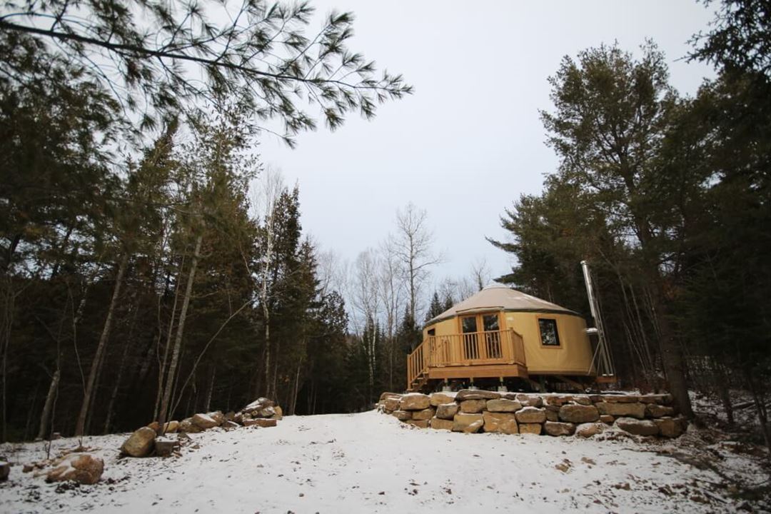refuges-carole-sylvain-yourte-hiver