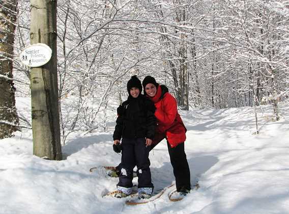 Snowshoeing Chalets Évasion