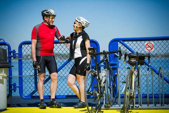 Découvrez le Circuit des îles de Berthier et la piste cyclable La Sauvagine situés de chaque côté de la rive!