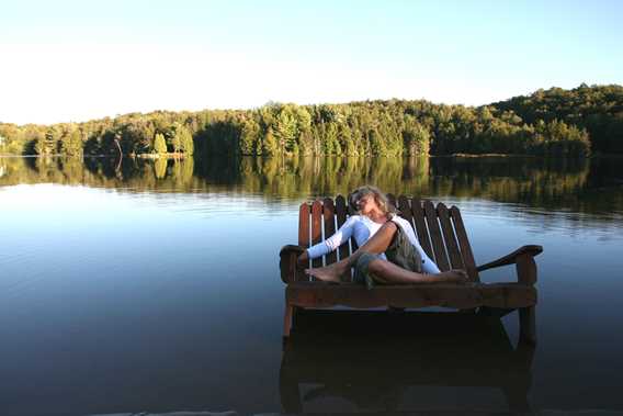 Relaxing at Chalets des Pins