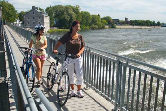 Faire du vélo au Vieux-Terrebonne