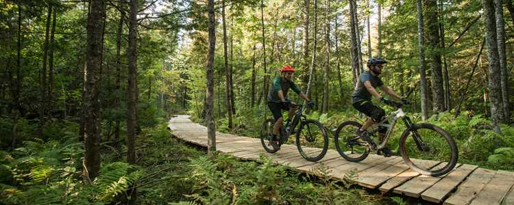 Vélo de montagne à Ski Montcalm