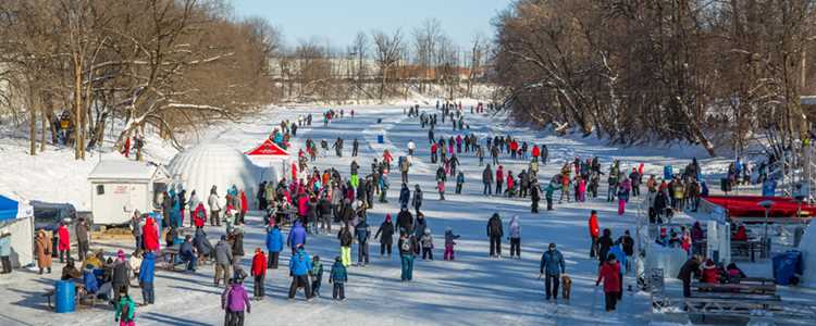 Festi-glace sur la Rivière L'Assomption durant l'hiver