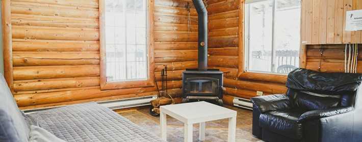 L'intérieur d'un chalet à Plein Air Lanaudia